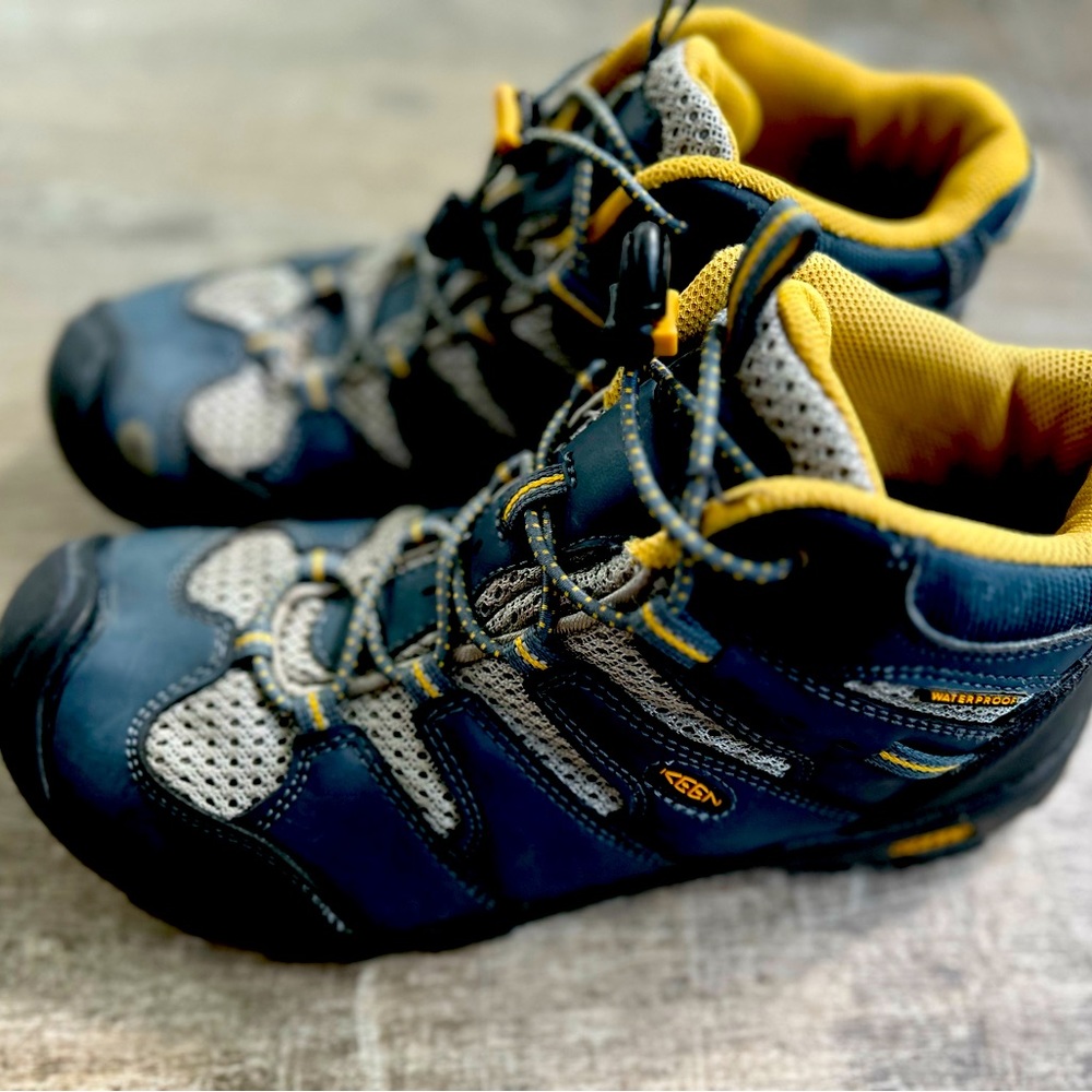 Keen youth mid hiking boots, waterproof, 1011756
